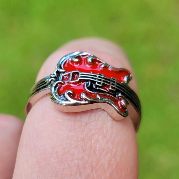 Red Guitar Hard Rock Elvis Presley TCB 925 Silver Ring - Picture 10 of 16